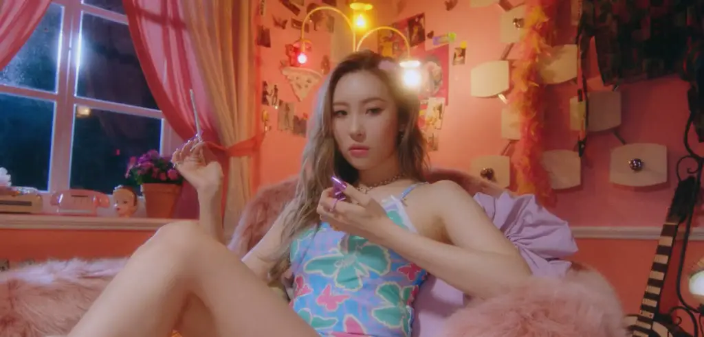 SUNMI Fait Son Comeback Avec Le MV De You Cant Sit With Us K GEN