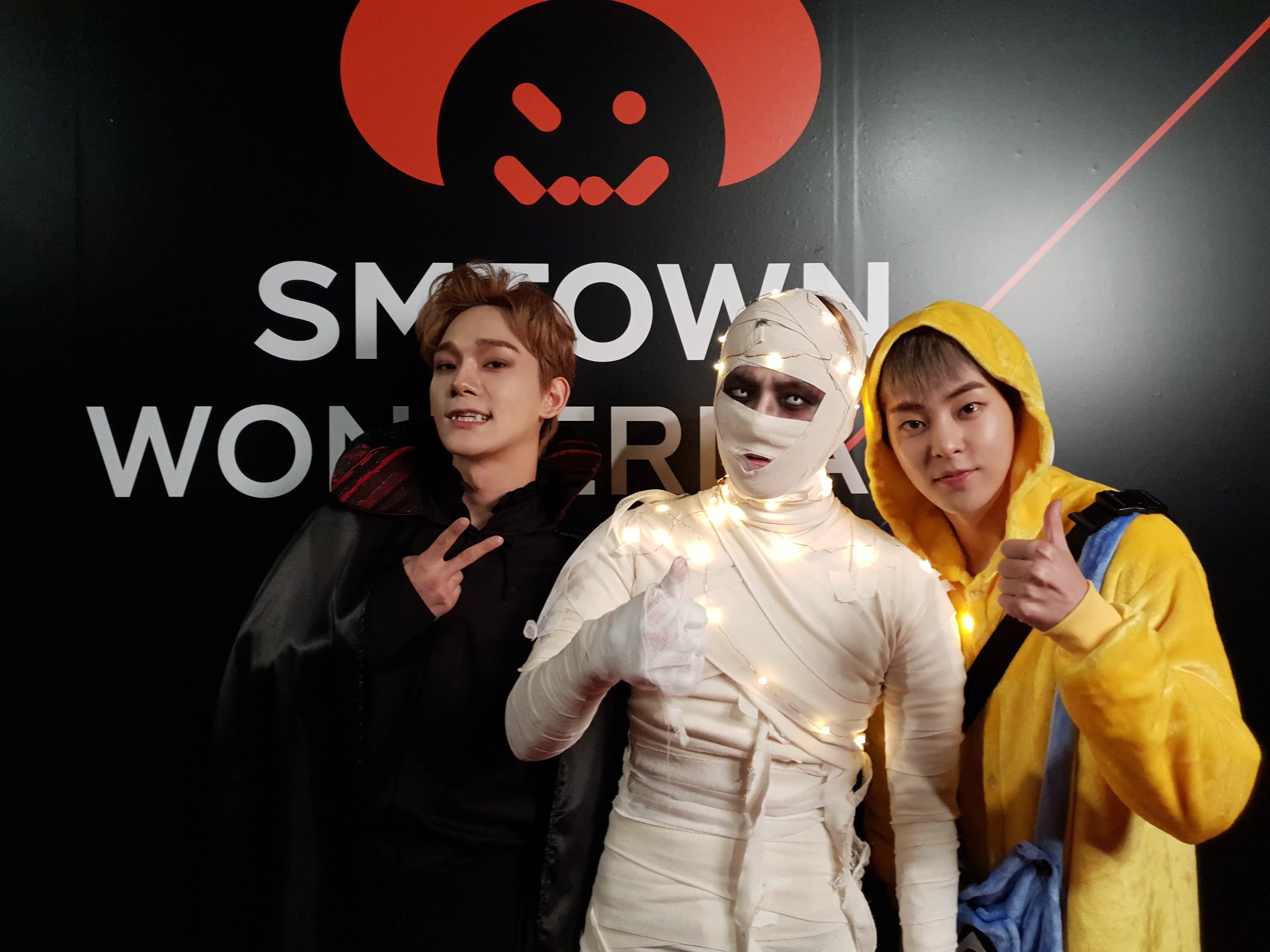 Découvrez les photos de la soirée d’Halloween de SM Entertainment KGEN