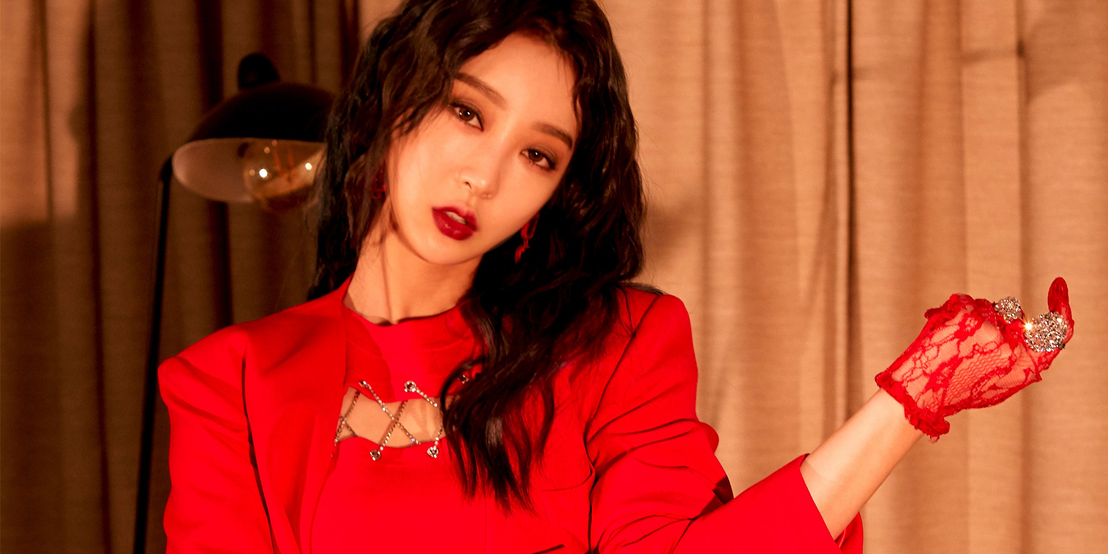 Exid i love you. Чонхва exid с короткими волосами. Чонхва exid. Exid iloveyou. Exid i love you фотосессии.