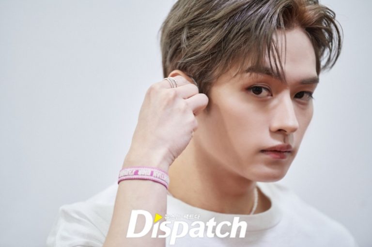 Stray Kids : Dispatch révèle un photoshoot dans les coulisses de son ...