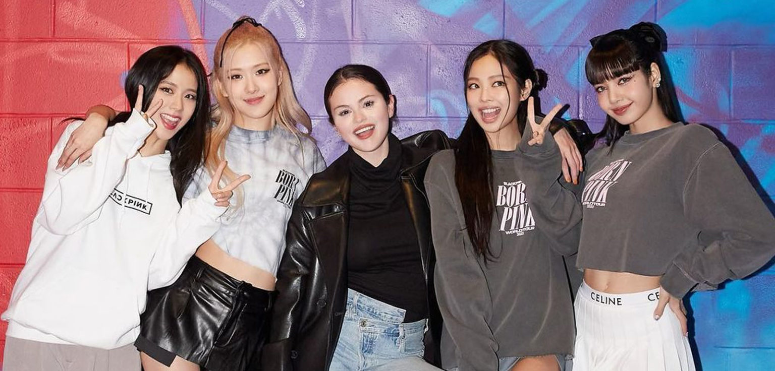 Selena Gomez Pose Avec Les Blackpink Dans Les Coulisses De Leur Tournée