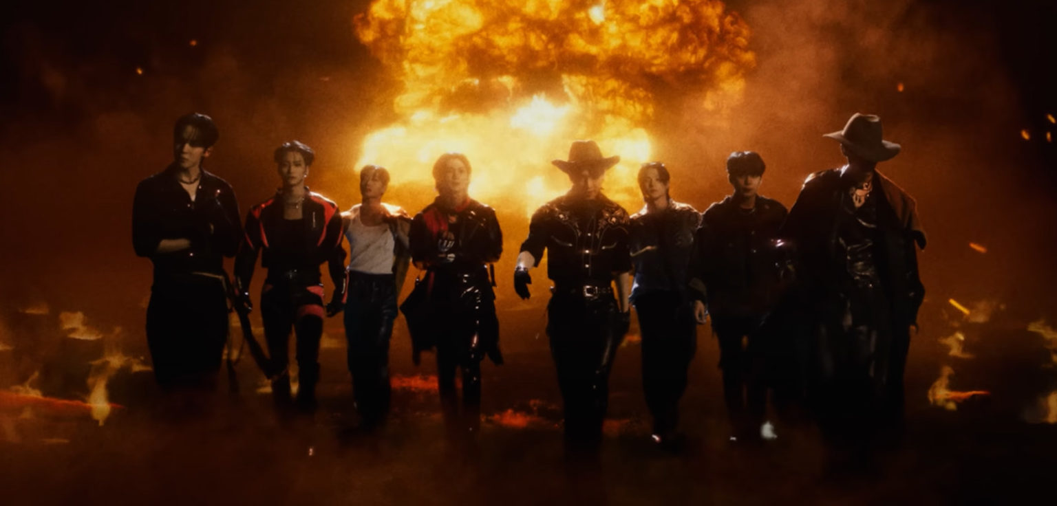 ATEEZ fait son comeback avec le MV de « BOUNCY (KHOT CHILLI PEPPERS