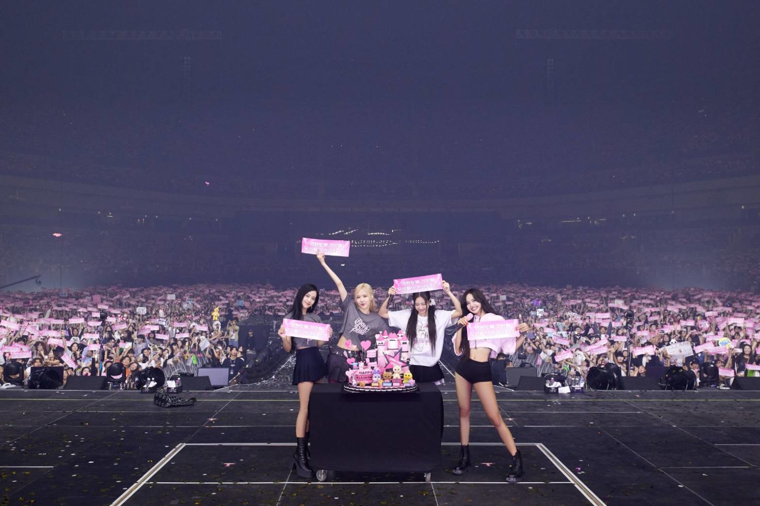 Blackpink A Conclu Sa Tournée Mondiale Retour En Images Sur Le Grand